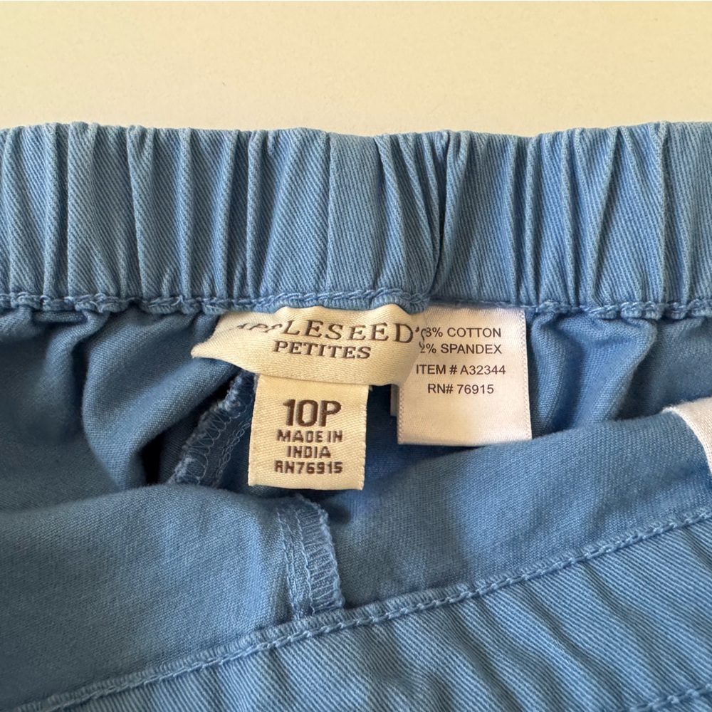 Newport Blue Women's Straight Leg Ultrasoft pull on slacks w/pockets, size 10P - Picture 8 of 12